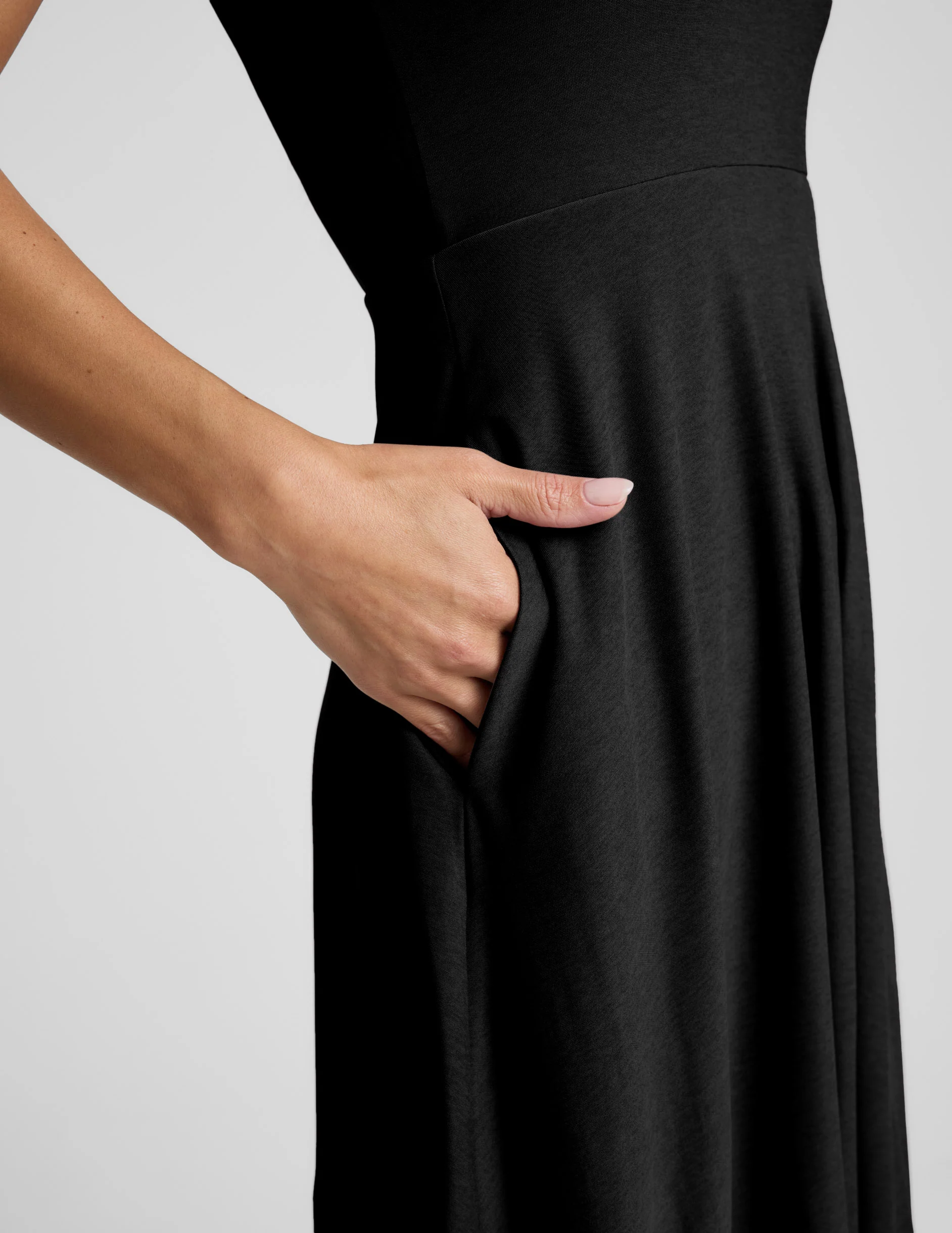 Featherweight At The Ready Square Neck Midi Dress - Image 4