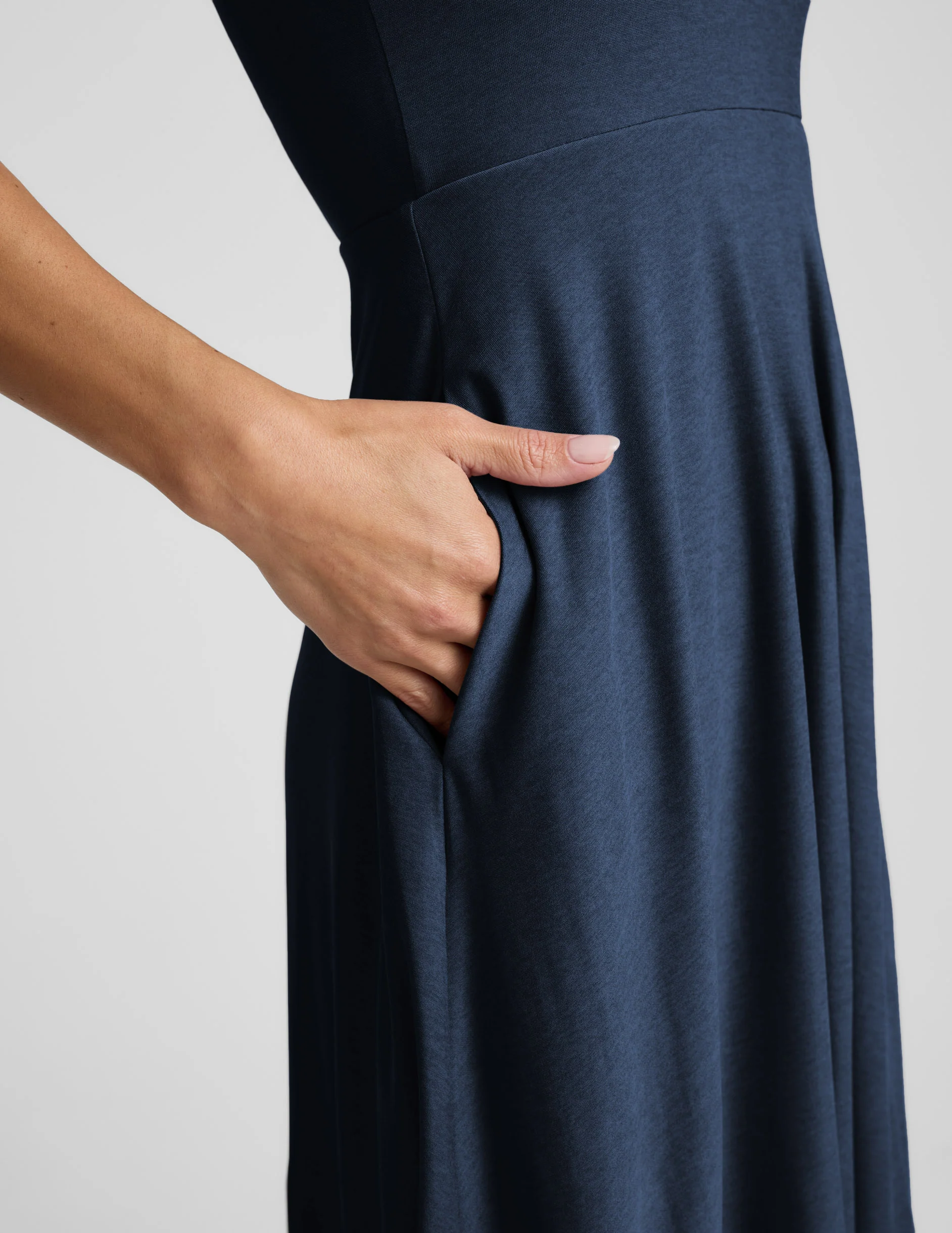 Featherweight At The Ready Square Neck Midi Dress - Image 4