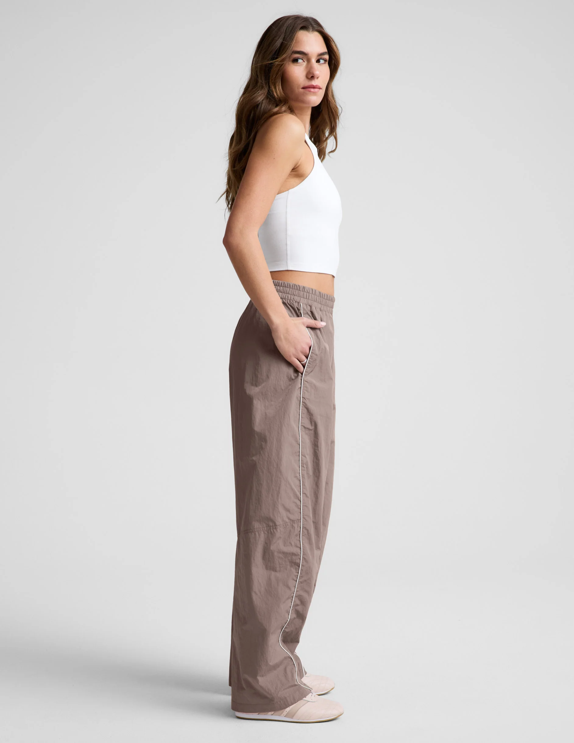 Limitless Mid-Rise Barrel Leg Pant - Image 2