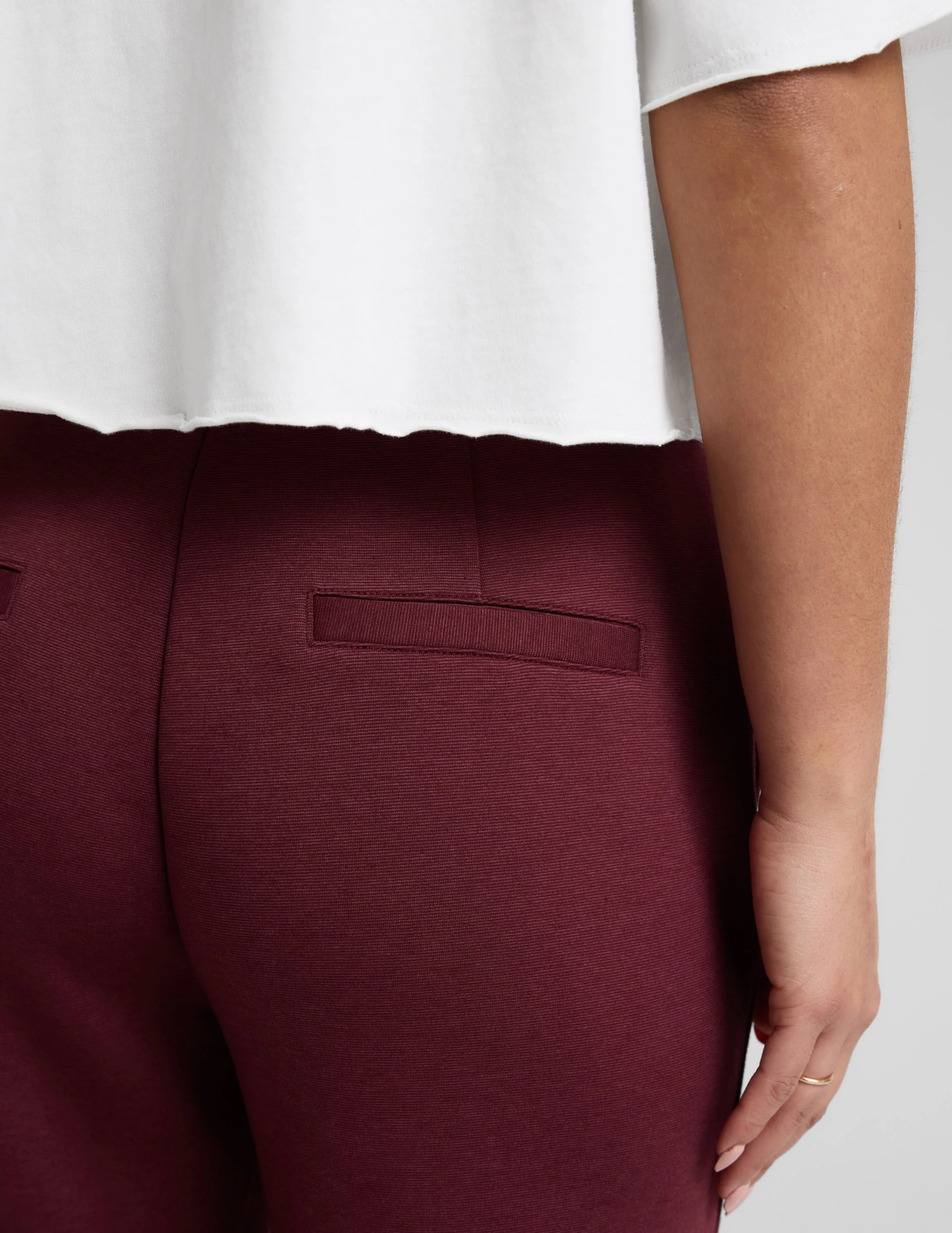 SoftSpring Tapered Pant - Image 4