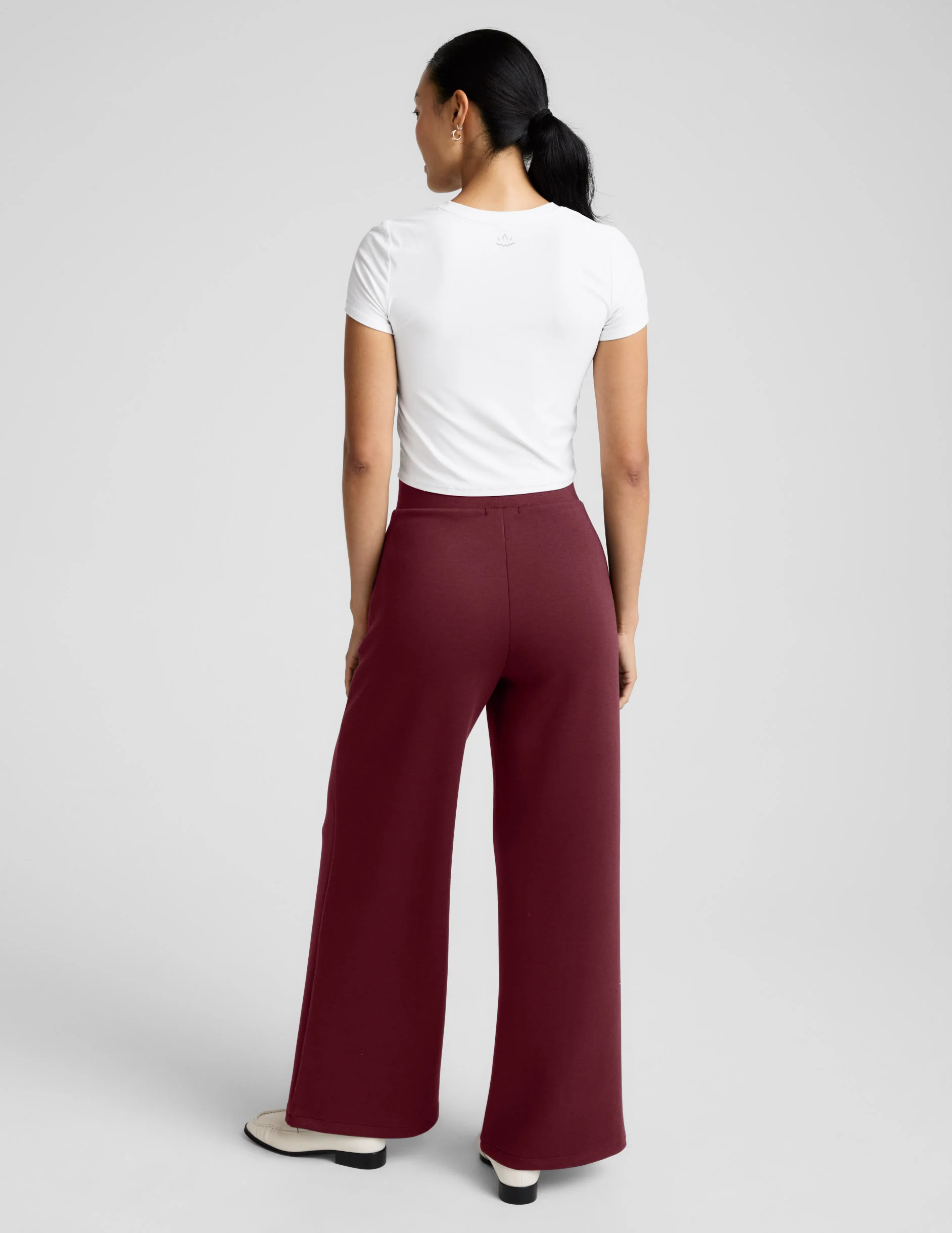 SoftSpring Wide Leg Pant 31" - Image 3