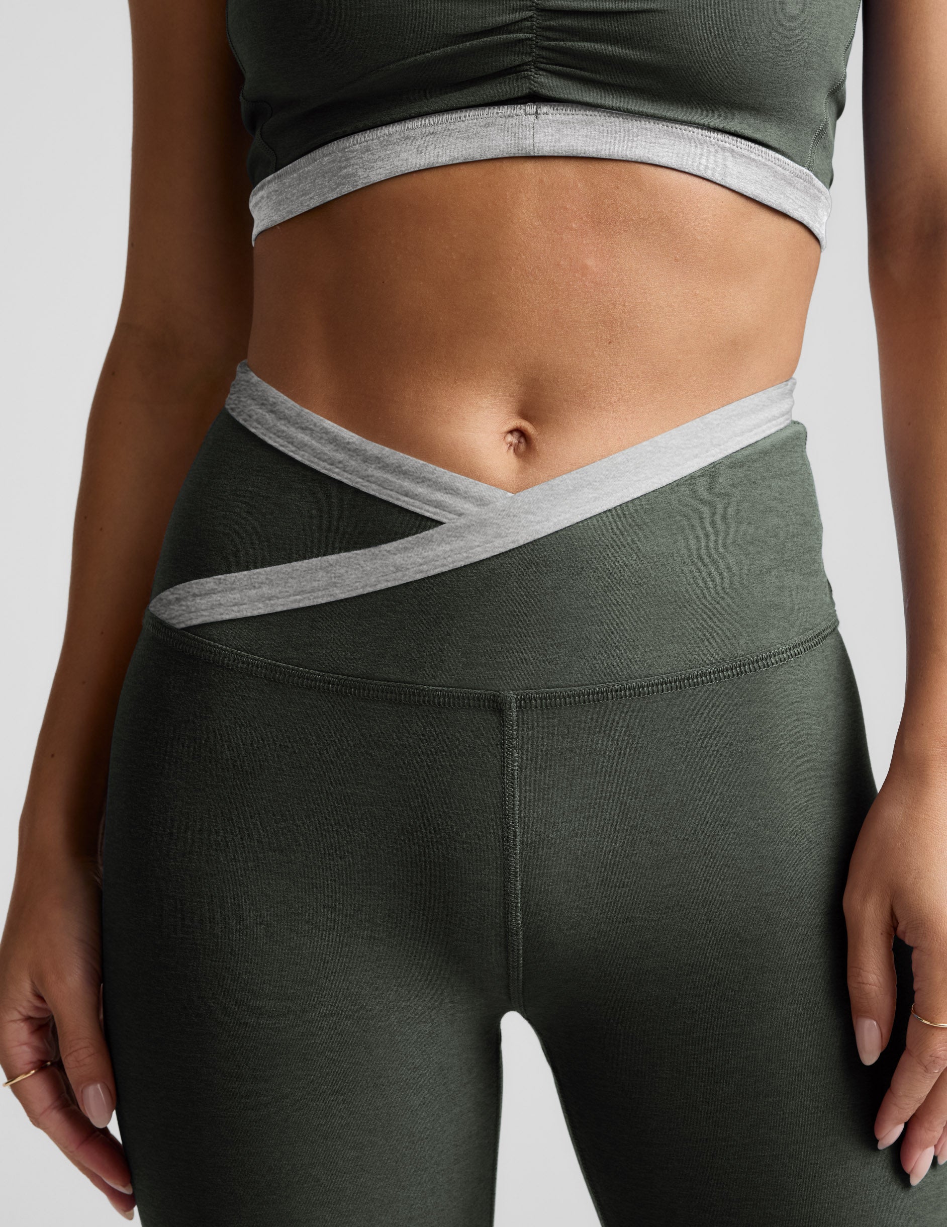 Spacedye Outlines High Waisted Midi Legging - Image 4